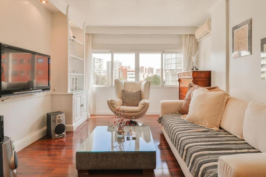 Big Apartment, Close To Train Station Lejlighed